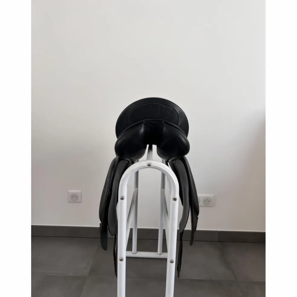 Selle de dressage