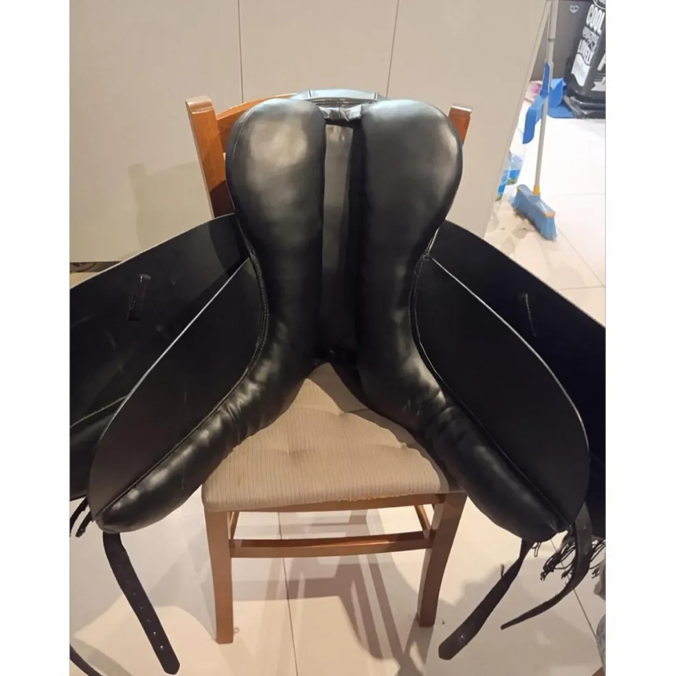 Selle de dressage