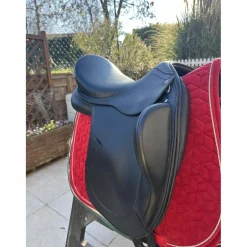 Selle de dressage