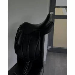 Selle de dressage
