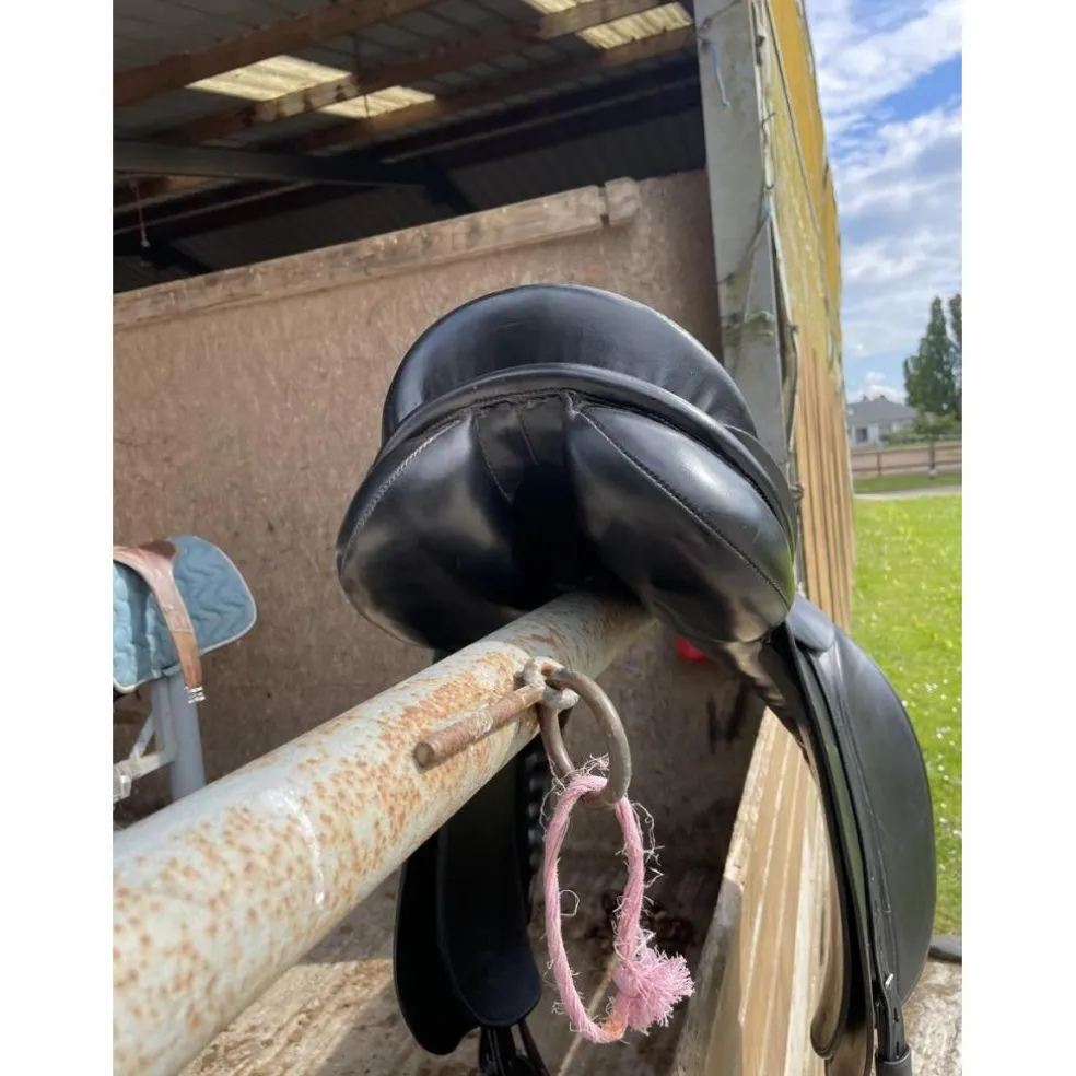 Selle de dressage