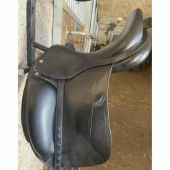 Selle de dressage