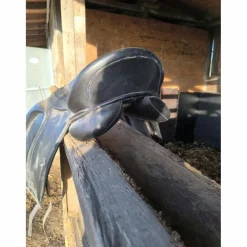 Selle de dressage