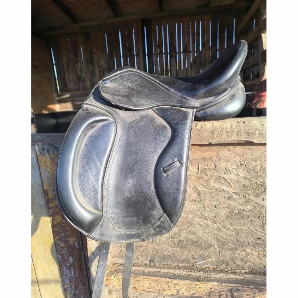 Selle de dressage
