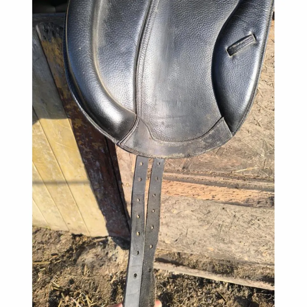 Selle de dressage
