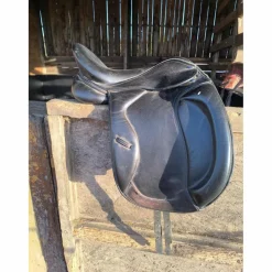 Selle de dressage