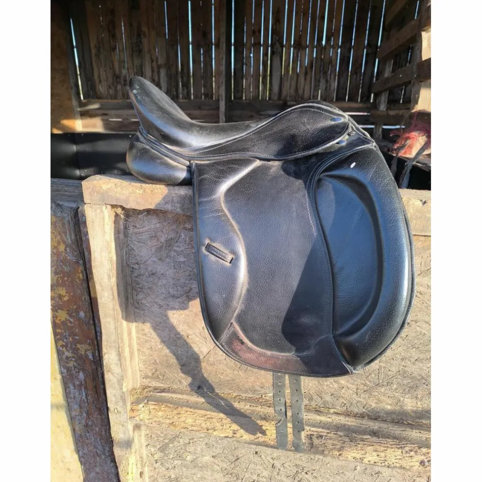 Selle de dressage