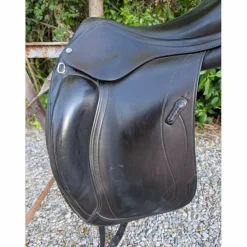 Selle de dressage