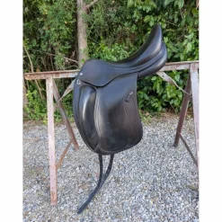Selle de dressage
