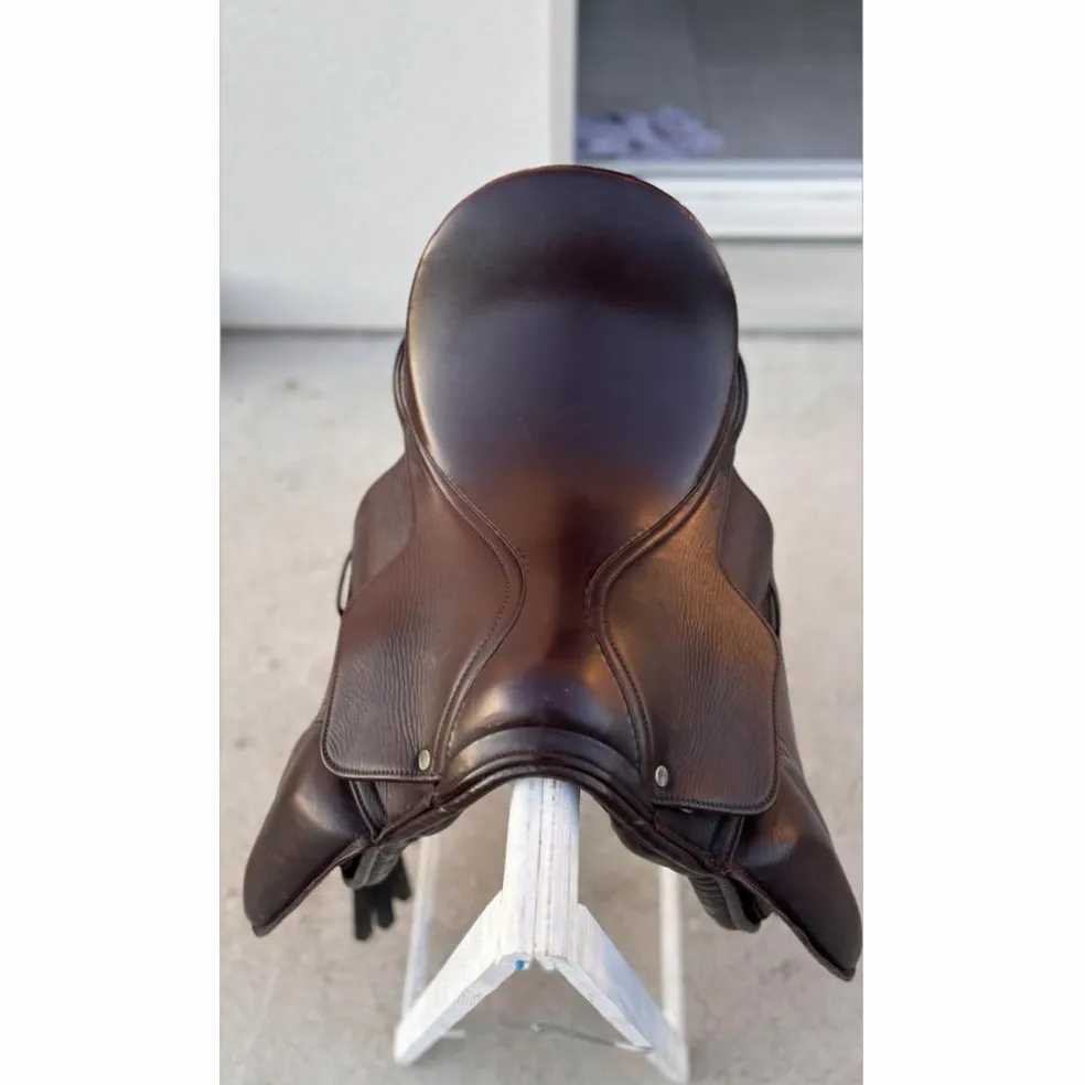 Selle de dressage