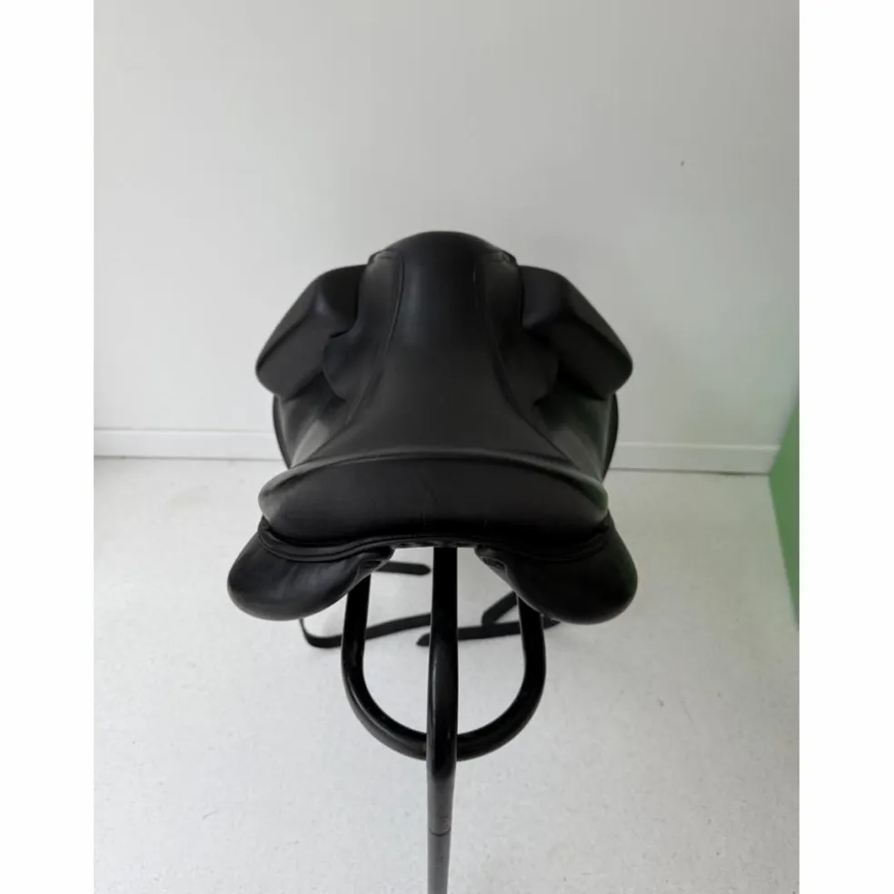 Selle de dressage