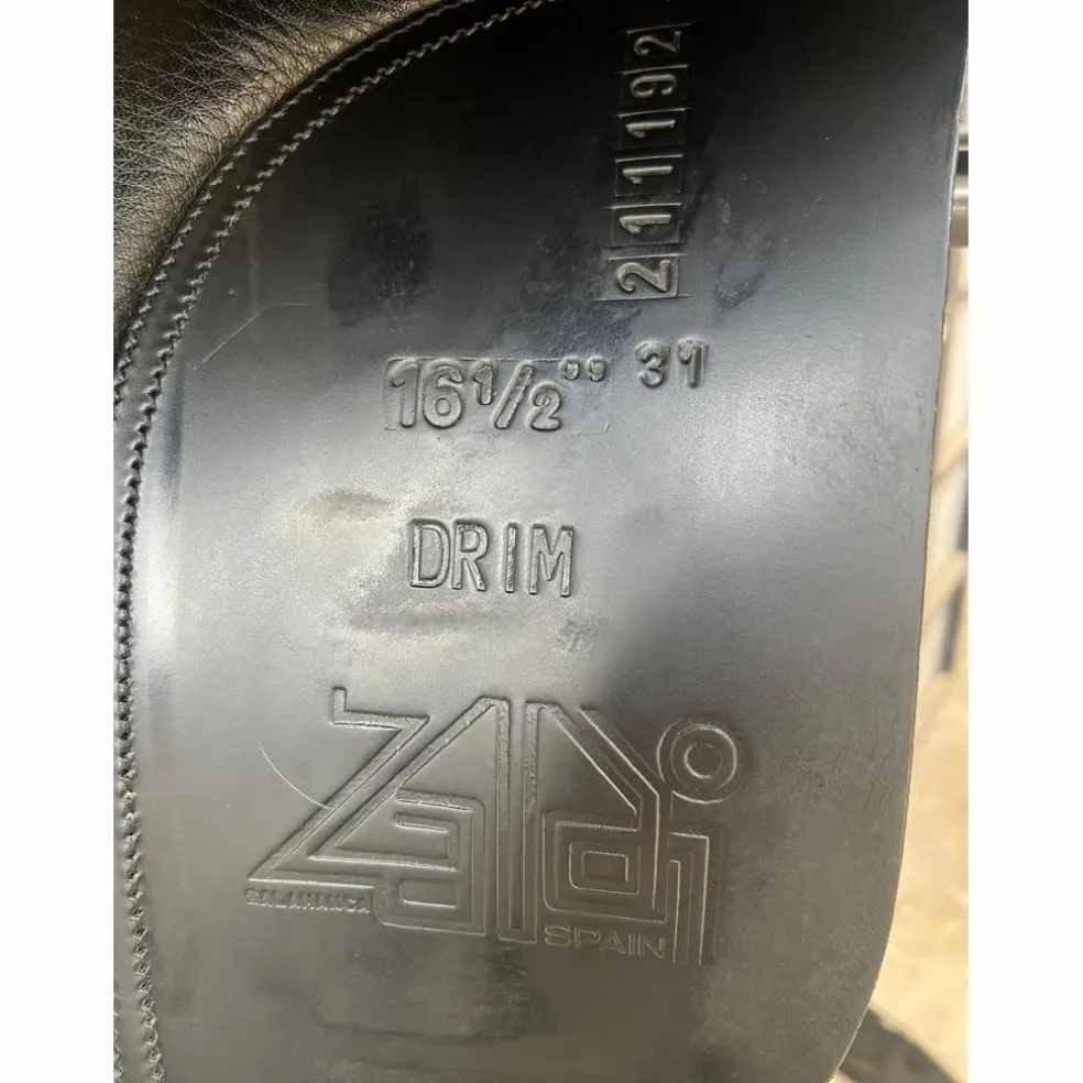 Selle de dressage