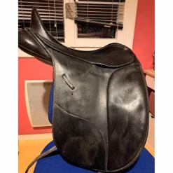 Selle de dressage