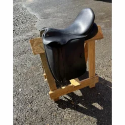 Selle de dressage