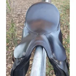Selle de dressage