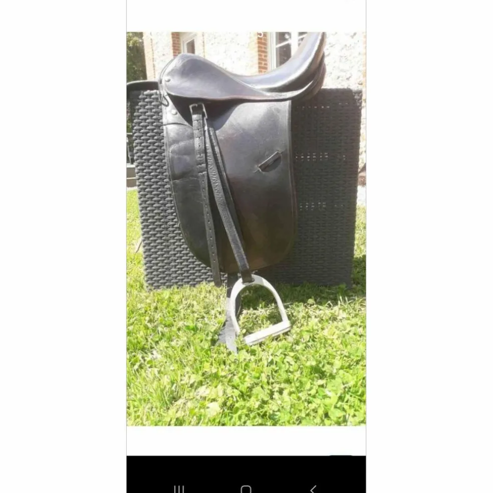 Selle de dressage