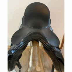 Selle de dressage