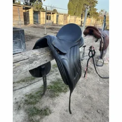Selle de dressage