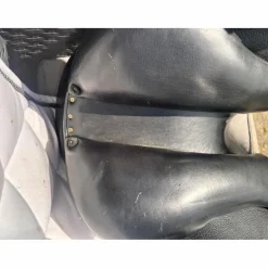 Selle de dressage 16’5