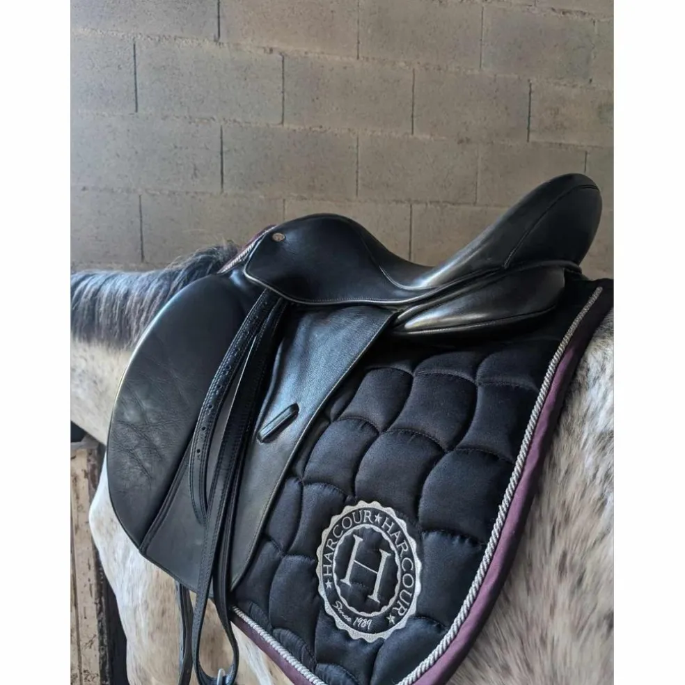 Selle de dressage 17.5