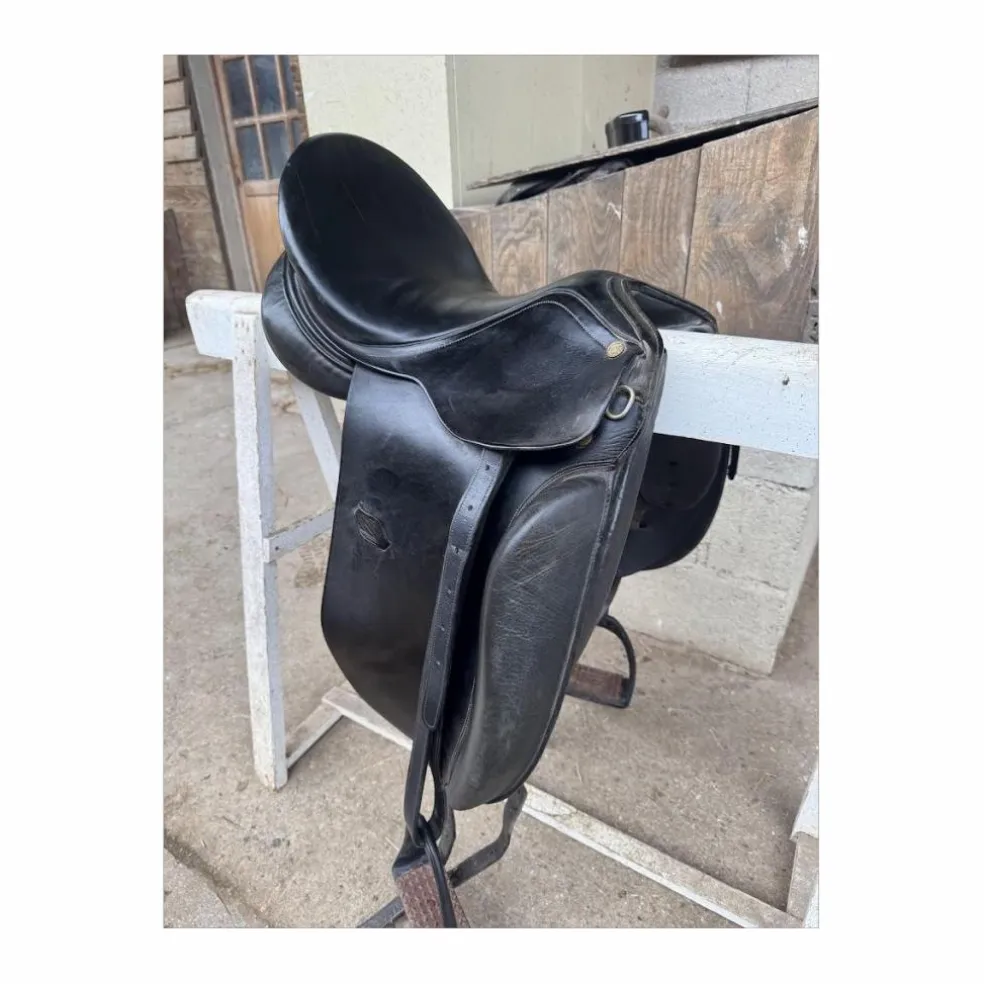 Selle de dressage - Henri de Rivel