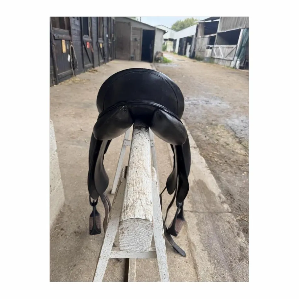 Selle de dressage - Henri de Rivel