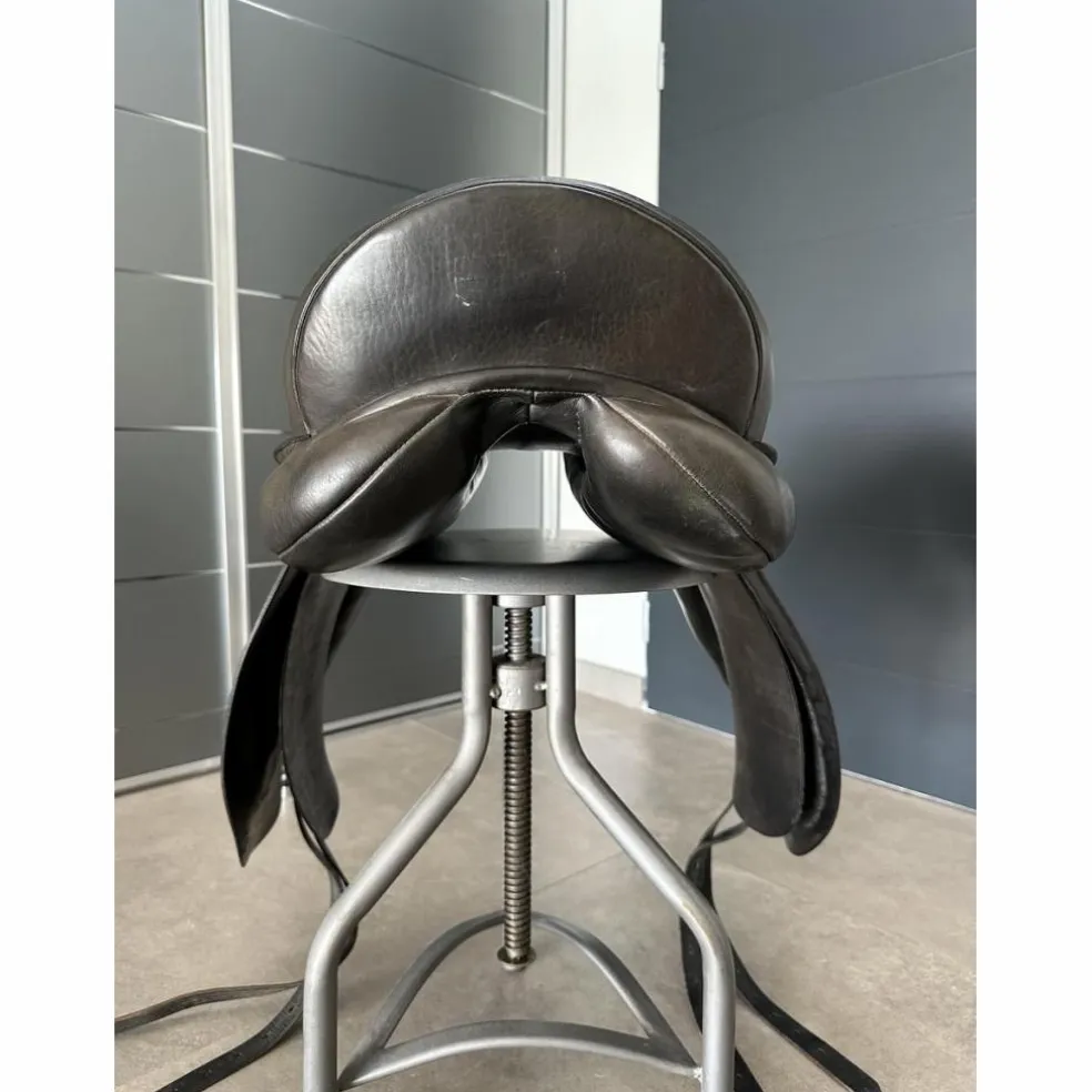Selle de dressage - Sommer / Columbus 17.5
