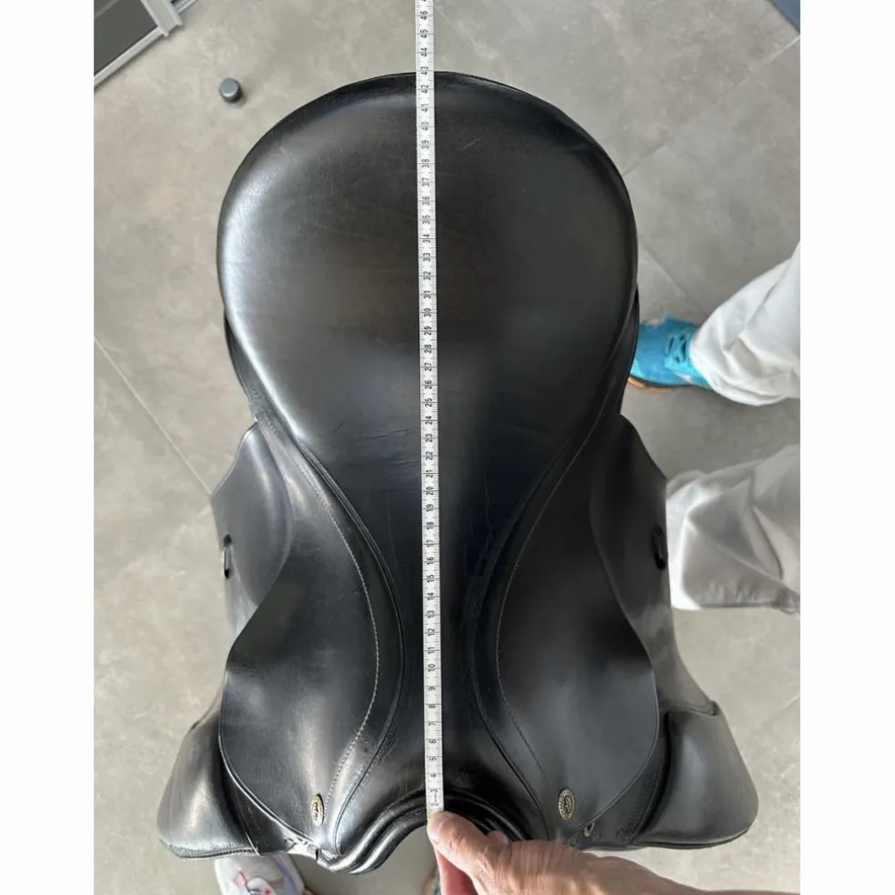 Selle de dressage - Sommer / Columbus 17.5