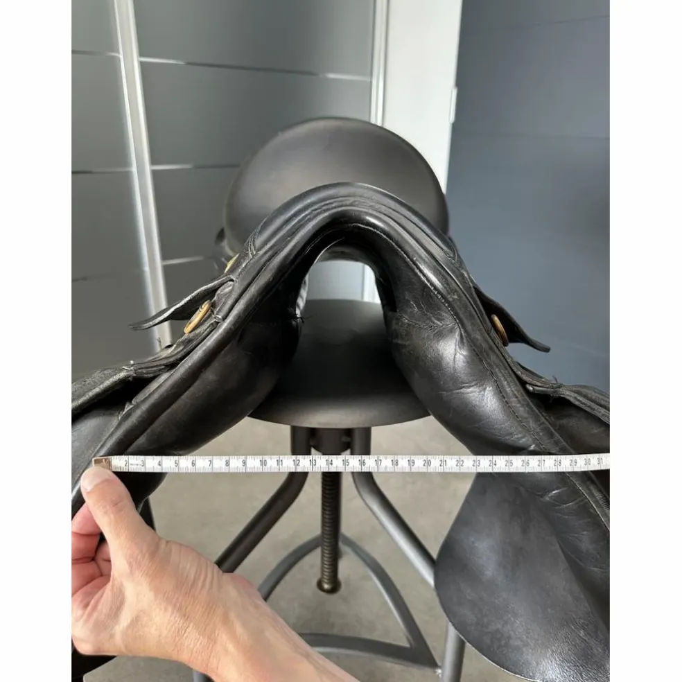 Selle de dressage - Sommer / Columbus 17.5