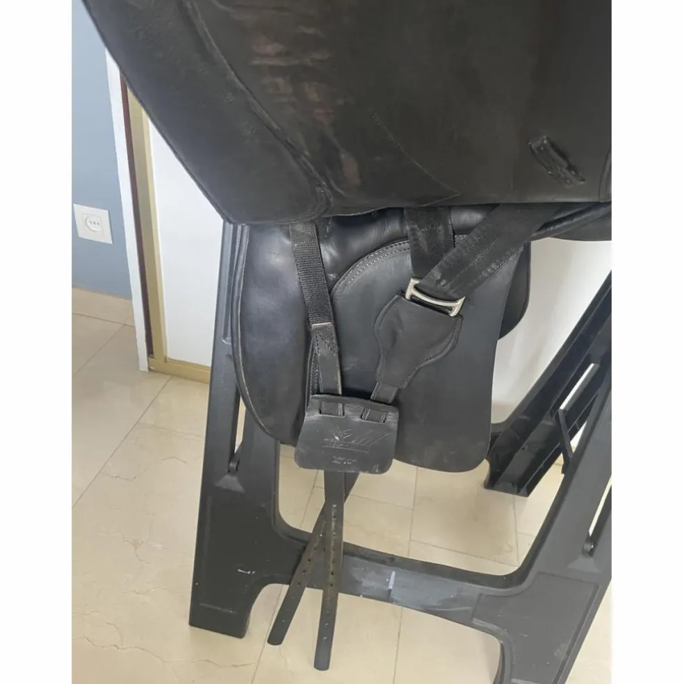 Selle de Dressage - Suprême 17,5