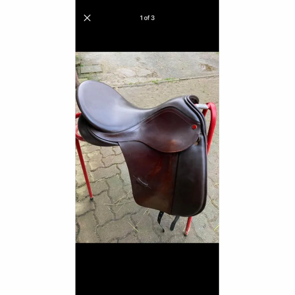 Selle de dressage Albion