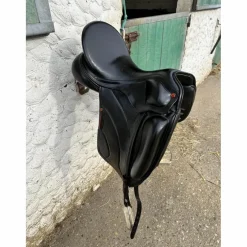 Selle de dressage Albion revelation red label