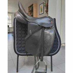 Selle de dressage Albion 17.5'