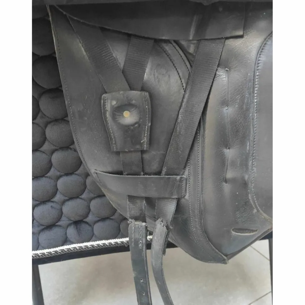 Selle de dressage Albion 17.5'