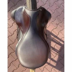 Selle de dressage Amerigo Vega 17 pouces