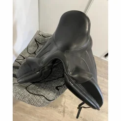 Selle de dressage Antares 17,5’