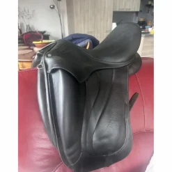 Selle de dressage antares