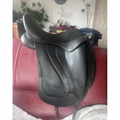 Selle de dressage antares