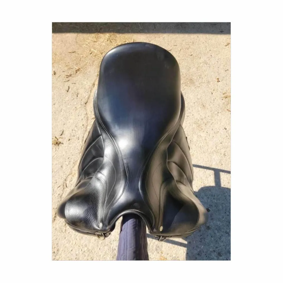 selle de dressage Antarès