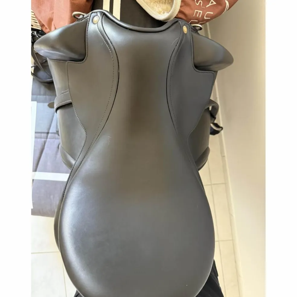 Selle de dressage Aulion