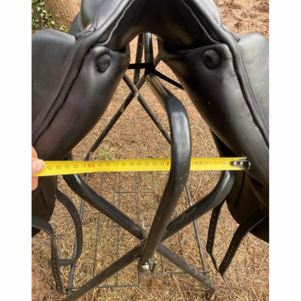 Selle de dressage Aulion 18’ neuve