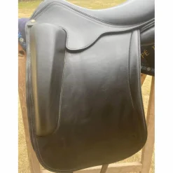 Selle de Dressage AULION 17,5