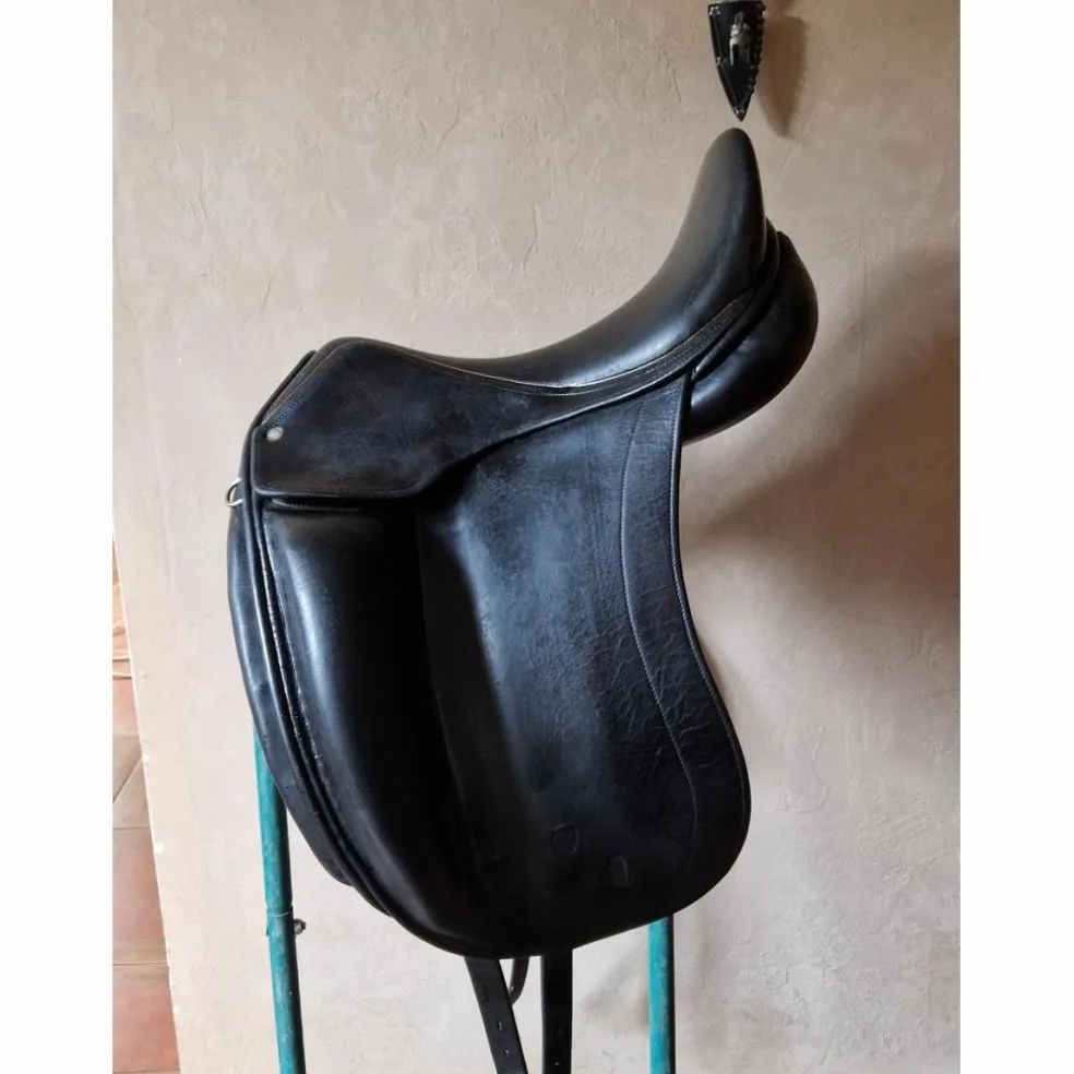 Selle de dressage childeric