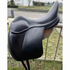 Selle de dressage Childeric