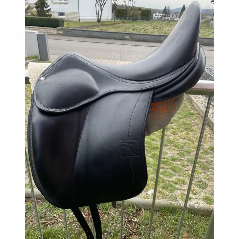 Selle de dressage Childeric