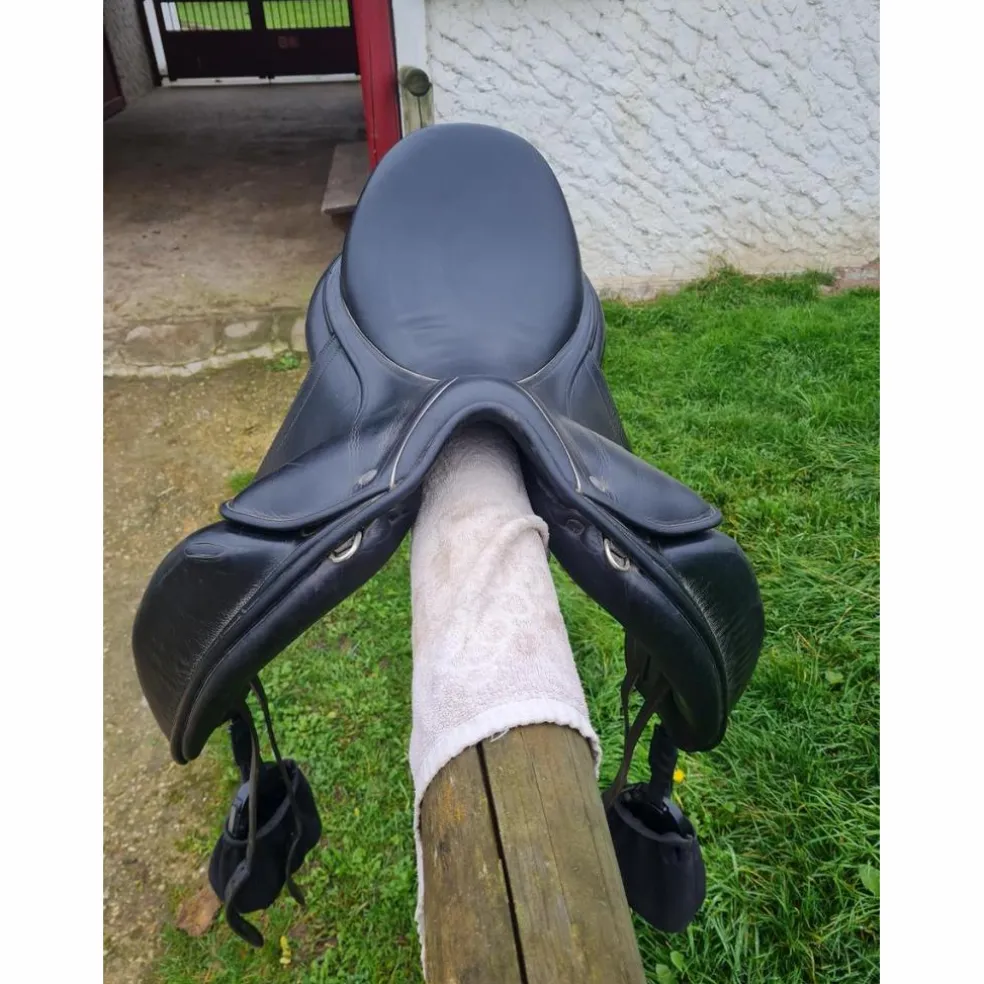 Selle de dressage Childeric