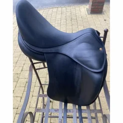 Selle de dressage Childeric