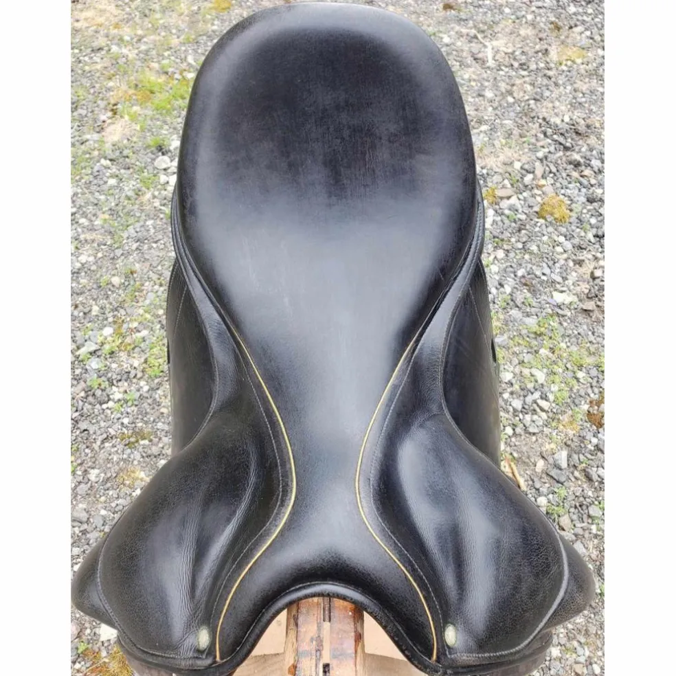 Selle de dressage Childéric