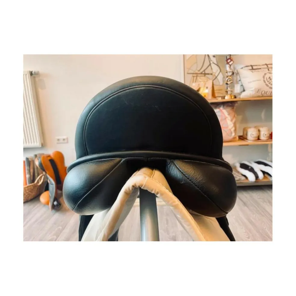 selle de dressage custom Icon coda
