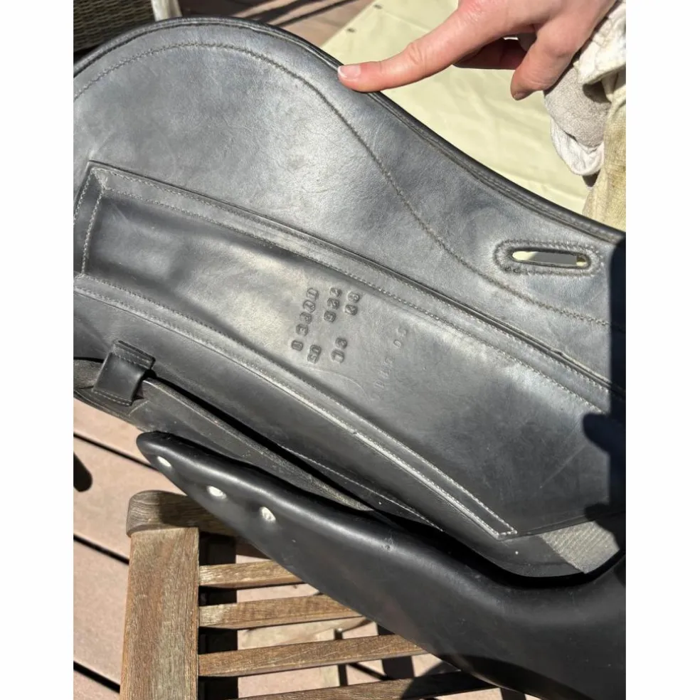 Selle de dressage CWD 17’